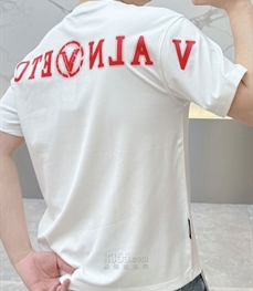 市场上装-T恤-欧货T恤