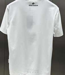 市场上装-T恤-欧货T恤