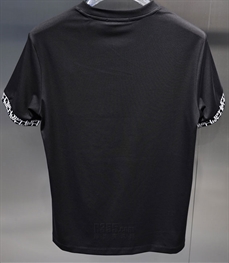 市场上装-T恤-欧货T恤