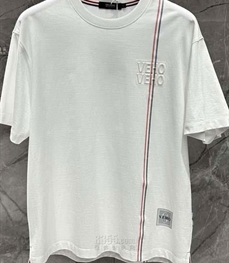 市场上装-T恤-欧货T恤