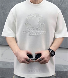 市场上装-T恤-欧货T恤