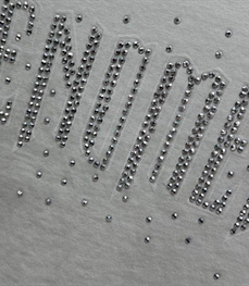 市场上装-T恤-欧货T恤