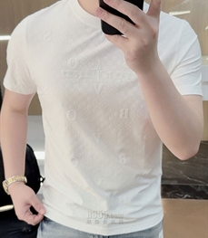 市场上装-T恤-欧货T恤