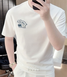 市场上装-T恤-欧货T恤