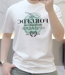 市场上装-T恤-欧货T恤