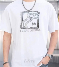 市场上装-T恤-欧货T恤