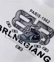 市场上装-T恤-欧货T恤