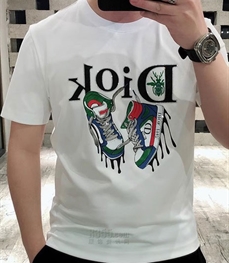 市场上装-T恤-欧货T恤