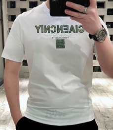 市场上装-T恤-欧货T恤