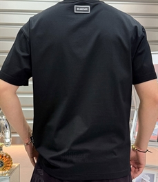 市场上装-T恤-欧货T恤