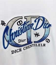 市场上装-T恤-欧货T恤