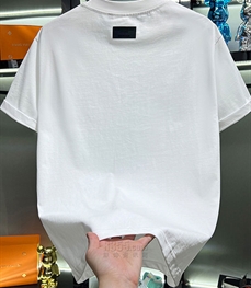 市场上装-T恤-欧货T恤