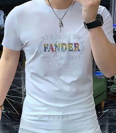 市场上装-T恤-欧货T恤