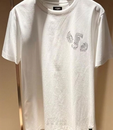 市场上装-T恤-欧货T恤