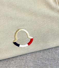 市场上装-T恤-欧货T恤