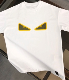 市场上装-T恤-欧货T恤