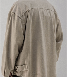 市场上装-夹克-休闲夹克