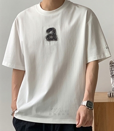 市场上装-T恤-休闲T恤