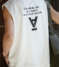 市场上装-T恤-休闲T恤