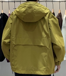 市场上装-夹克-休闲夹克