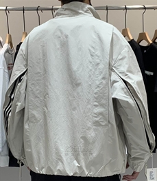 市场上装-夹克-休闲夹克