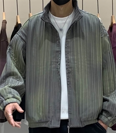 市场上装-夹克-休闲夹克