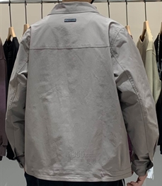 市场上装-夹克-休闲夹克