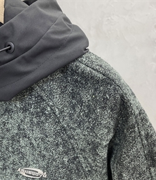 市场上装-夹克-休闲夹克