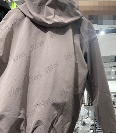 市场上装-夹克-休闲夹克