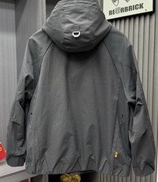 市场上装-夹克-休闲夹克