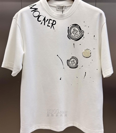 市场上装-T恤-欧货T恤