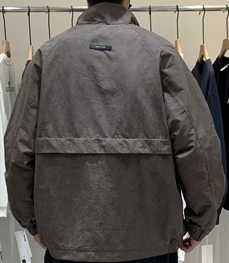 市场上装-夹克-休闲夹克