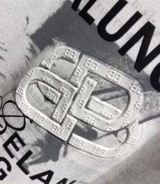 市场上装-T恤-欧货T恤