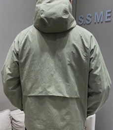 市场上装-夹克-休闲夹克