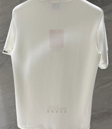 市场上装-T恤-欧货T恤