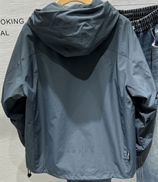 市场上装-夹克-休闲夹克