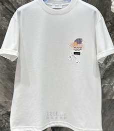 市场上装-T恤-欧货T恤