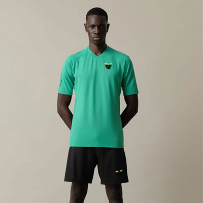 美国《NOCTA x Venezia FC》2025秋冬运动户外男装