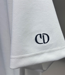 市场上装-T恤-欧货T恤