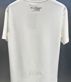 市场上装-T恤-欧货T恤