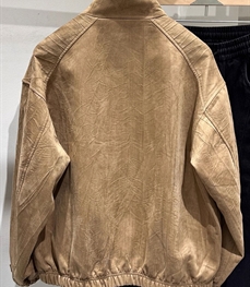 市场上装-夹克-休闲夹克