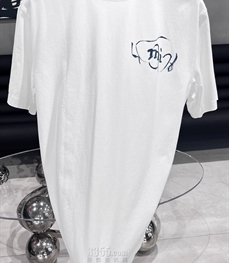 市场上装-T恤-欧货T恤