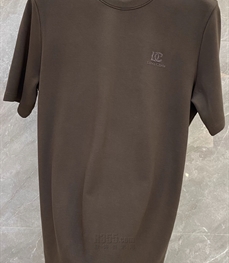 市场上装-T恤-欧货T恤