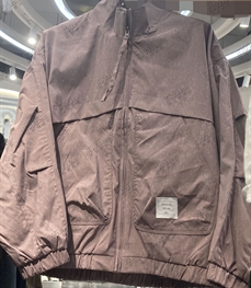 市场上装-夹克-休闲夹克