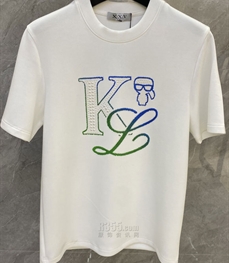 市场上装-T恤-欧货T恤