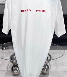 市场上装-T恤-欧货T恤