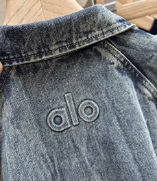 市场上装-夹克-休闲夹克