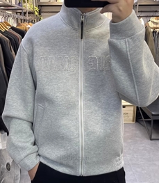 市场上装-夹克-休闲夹克