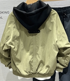 市场上装-夹克-休闲夹克