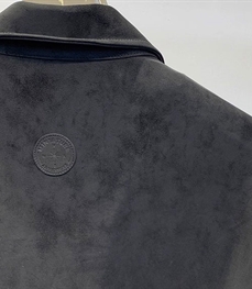 市场上装-皮衣-休闲皮衣